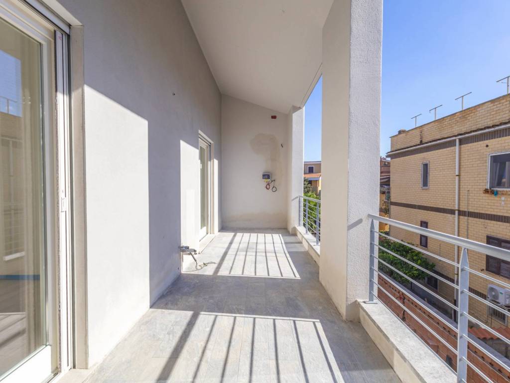 appartamento in vendita a Fiumicino in zona Isola Sacra