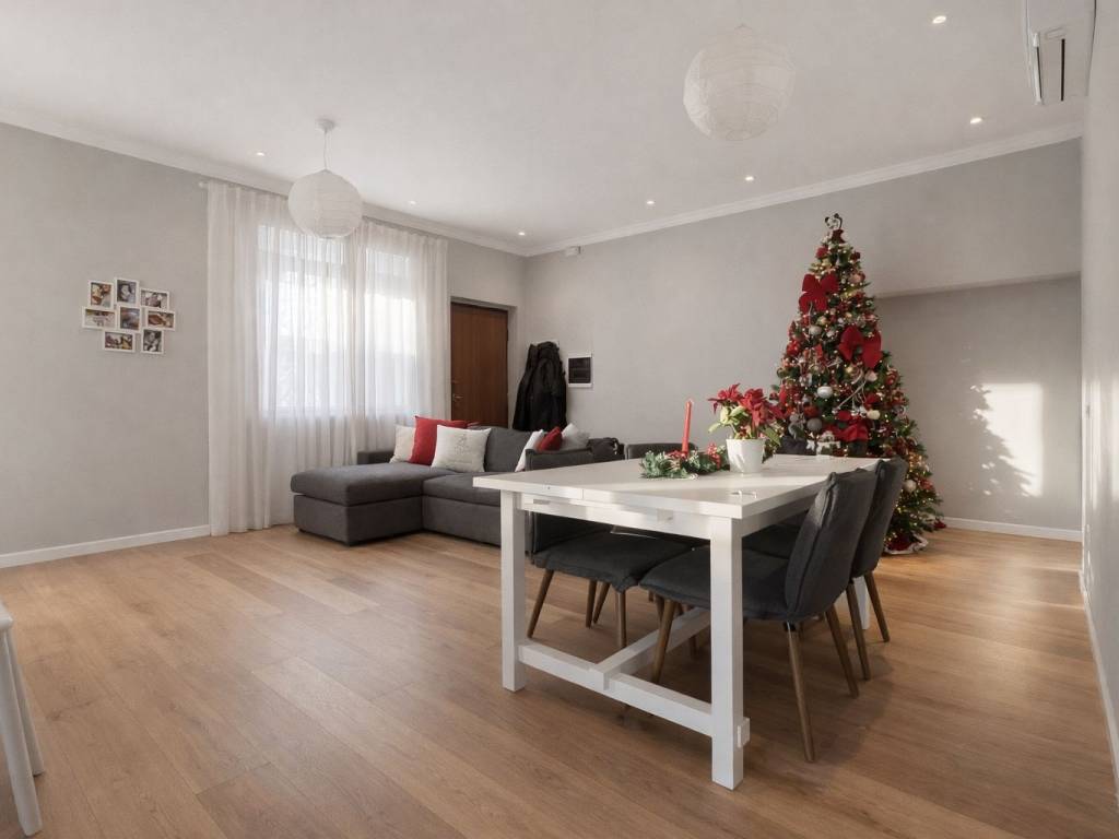 appartamento in vendita a Fiumicino in zona Isola Sacra