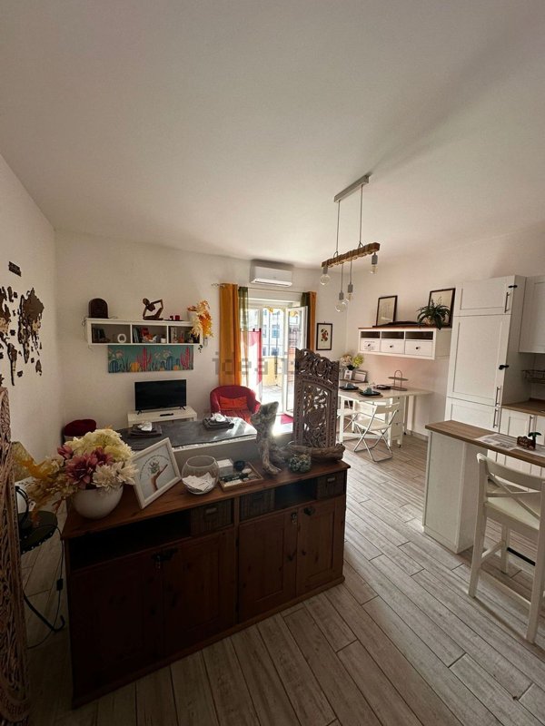 appartamento in vendita a Fiumicino in zona Isola Sacra