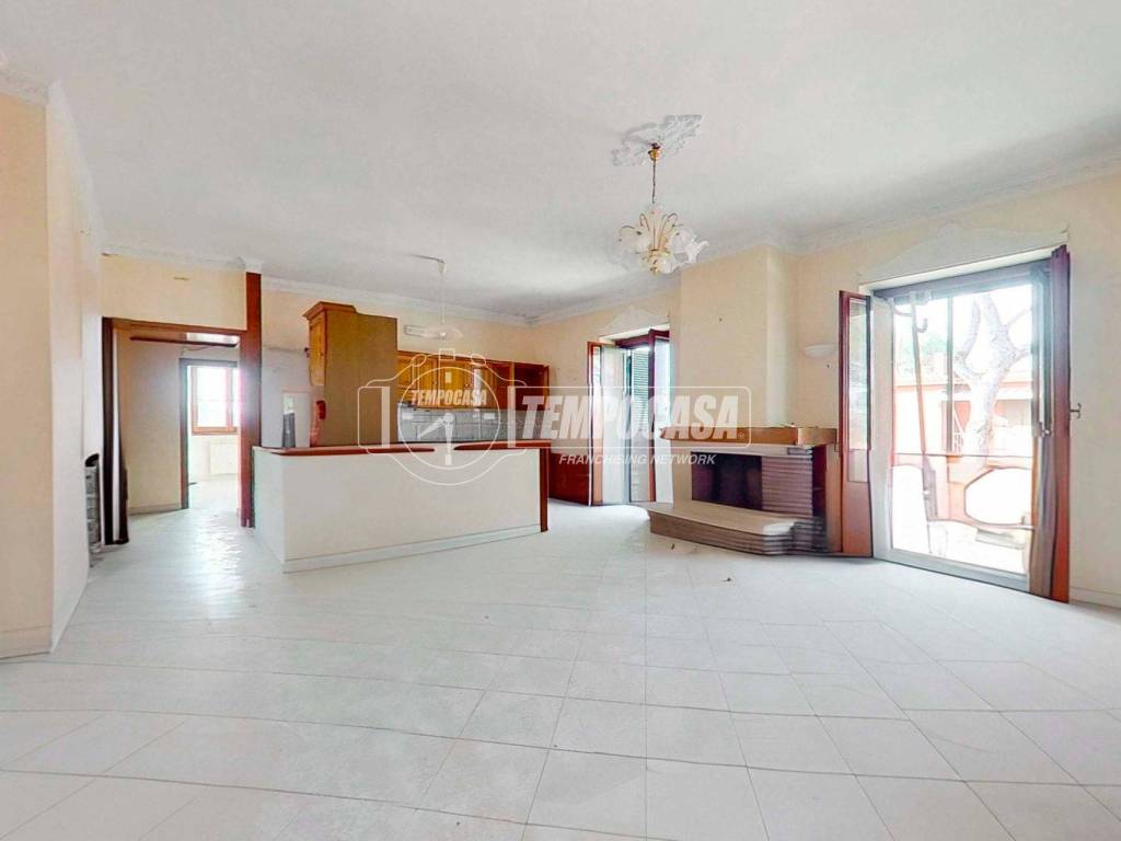 appartamento in vendita a Fiumicino in zona Maccarese