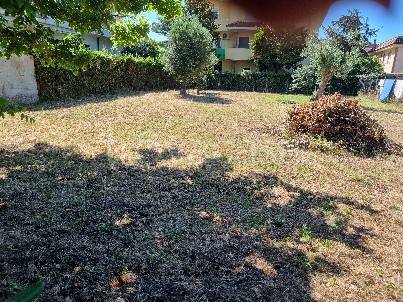 terreno agricolo in vendita a Fiumicino in zona Isola Sacra