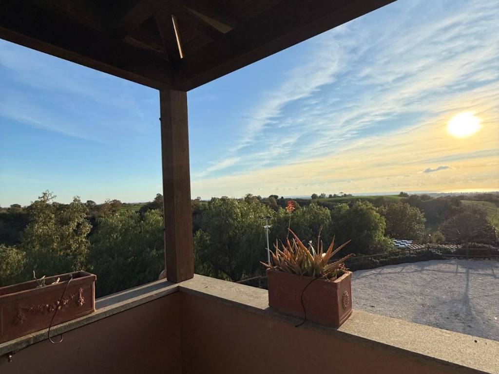 casa indipendente in vendita a Fiumicino in zona Torrimpietra