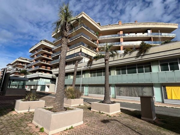appartamento in vendita a Fiumicino in zona Focene