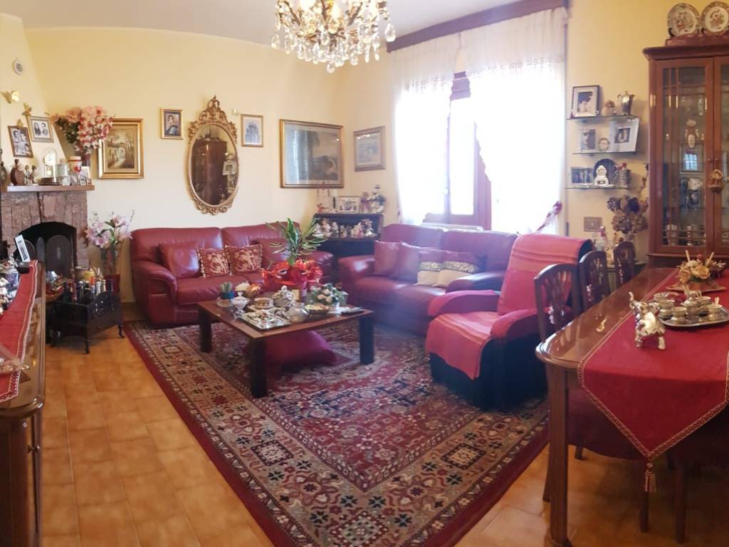 appartamento in vendita a Fiumicino in zona Isola Sacra