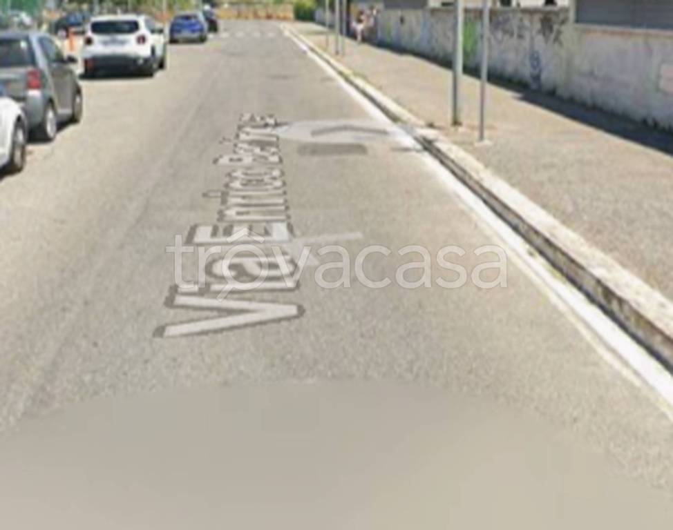 negozio in vendita a Fiumicino