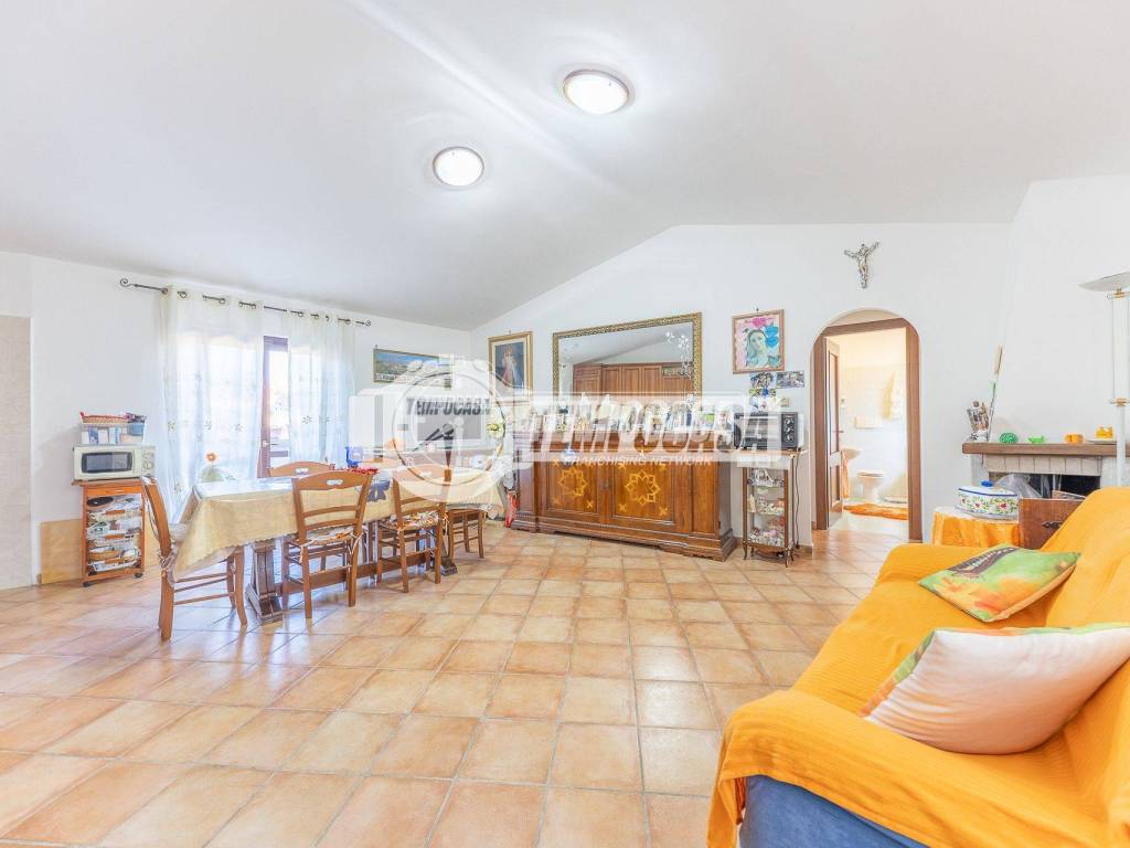 appartamento in vendita a Fiumicino in zona Aranova