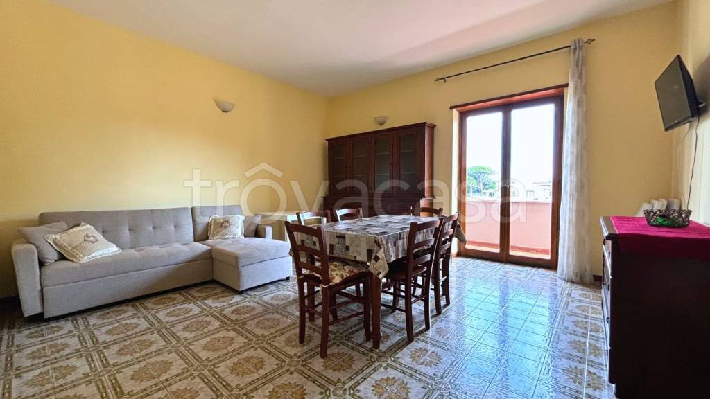 appartamento in vendita a Fiumicino in zona Passo Oscuro