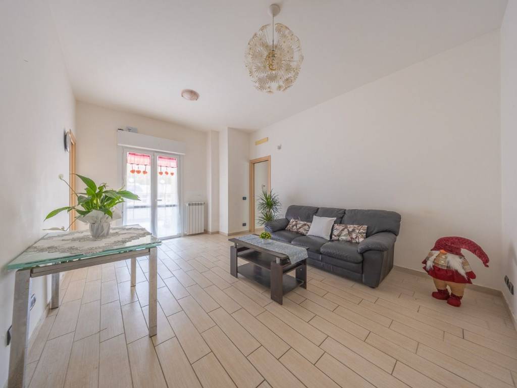 appartamento in vendita a Fiumicino in zona Aranova