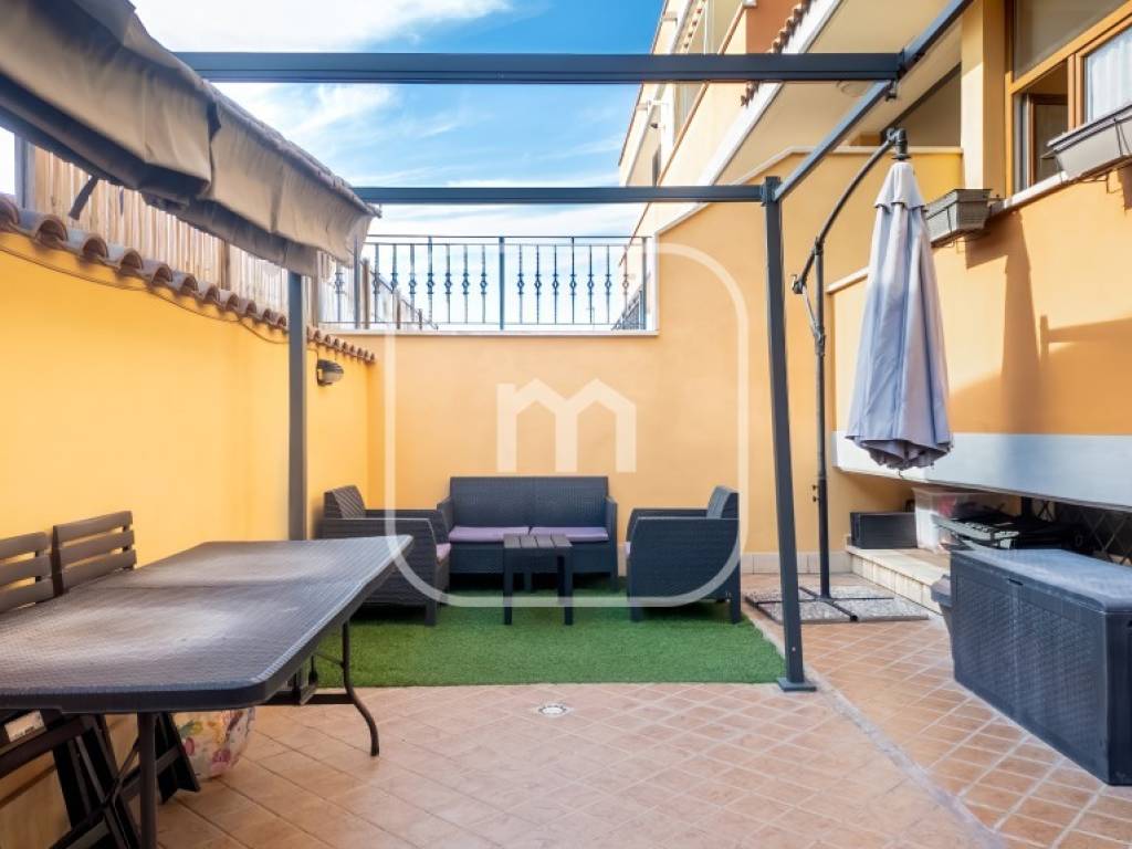 appartamento in vendita a Fiumicino in zona Isola Sacra