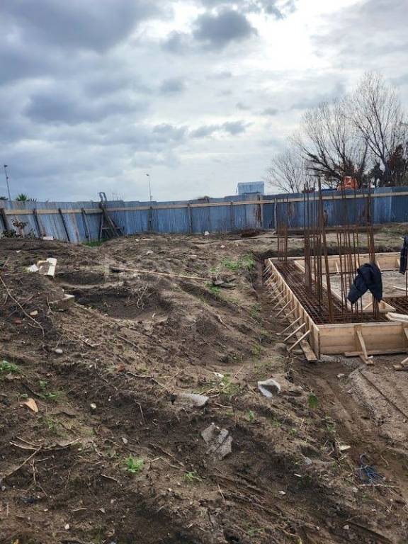 casa indipendente in vendita a Fiumicino in zona Isola Sacra