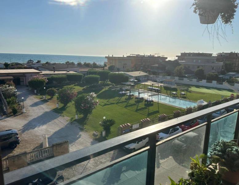 appartamento in vendita a Fiumicino in zona Passo Oscuro