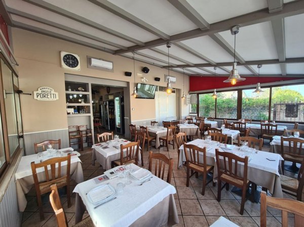 negozio in vendita a Fiumicino