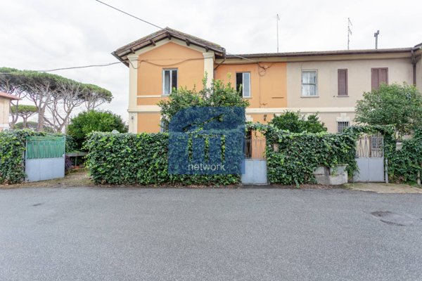 casa indipendente in vendita a Fiumicino in zona Maccarese