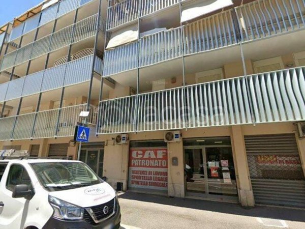 negozio in vendita a Fiumicino