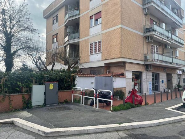 appartamento in vendita a Fiumicino in zona Isola Sacra