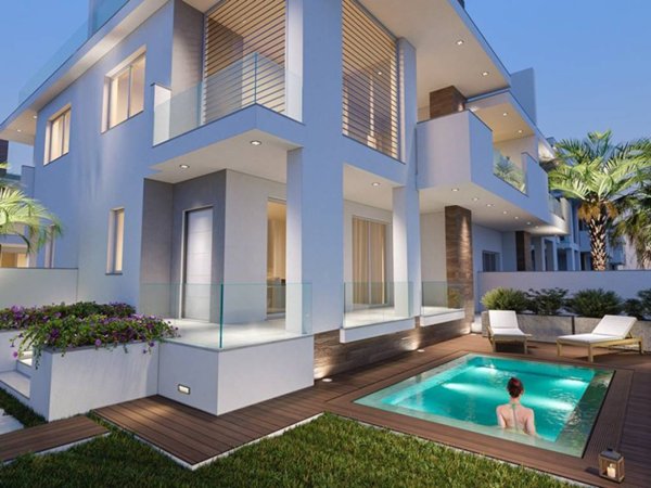 casa indipendente in vendita a Fiumicino in zona Fregene