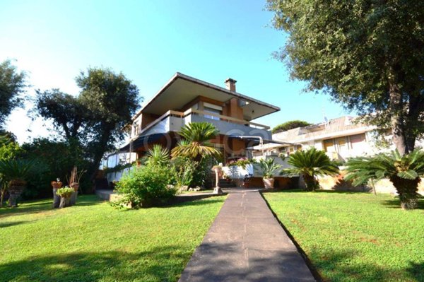 casa indipendente in vendita a Fiumicino in zona Fregene