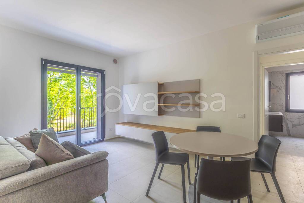 appartamento in vendita a Fiumicino in zona Isola Sacra