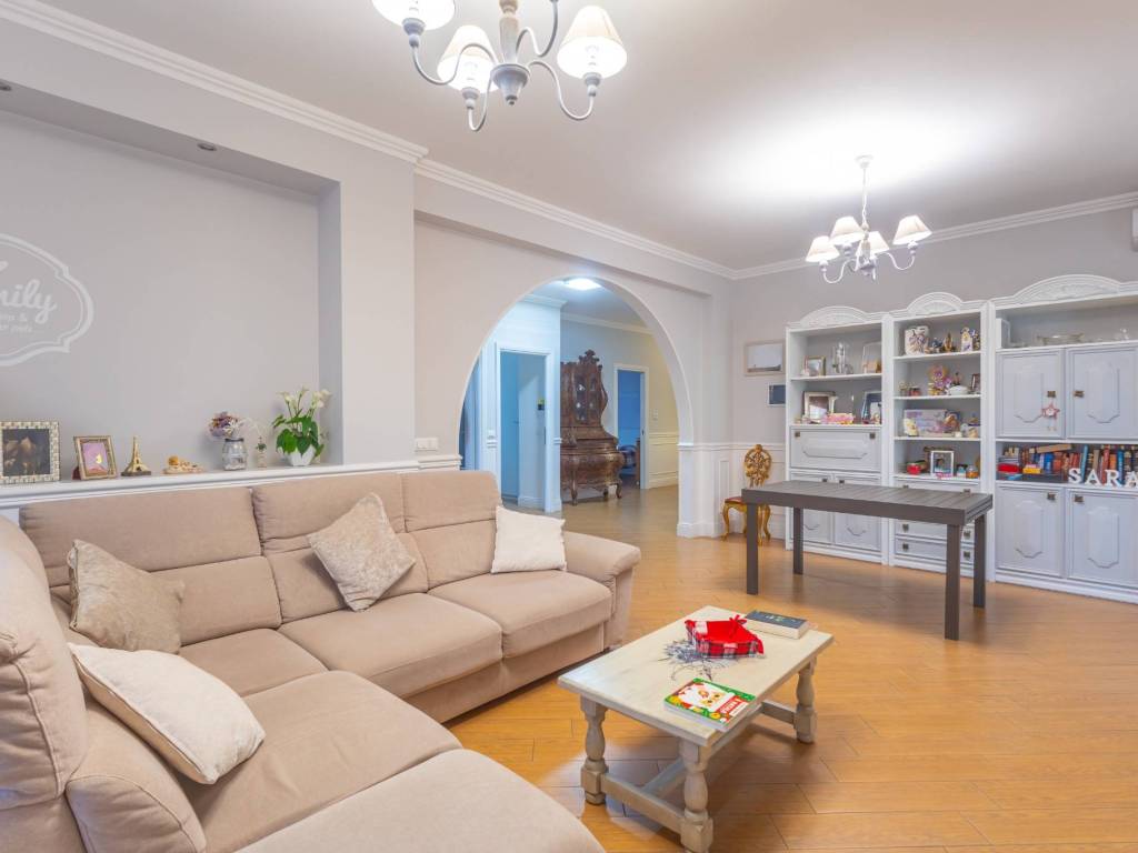 appartamento in vendita a Fiumicino in zona Isola Sacra