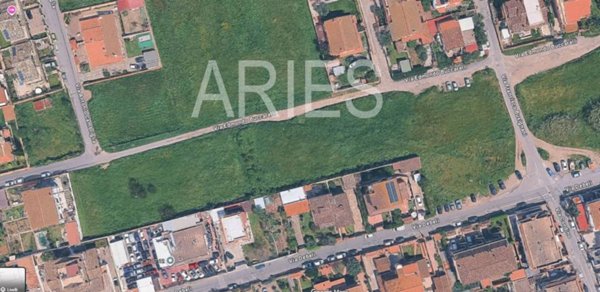 terreno edificabile in vendita a Fiumicino in zona Isola Sacra