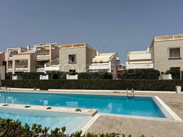 appartamento in vendita a Fiumicino in zona Fregene