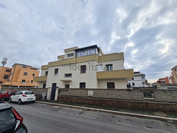 appartamento in vendita a Fiumicino in zona Isola Sacra