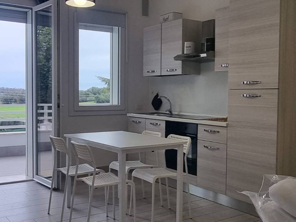 appartamento in vendita a Fiumicino in zona Aranova