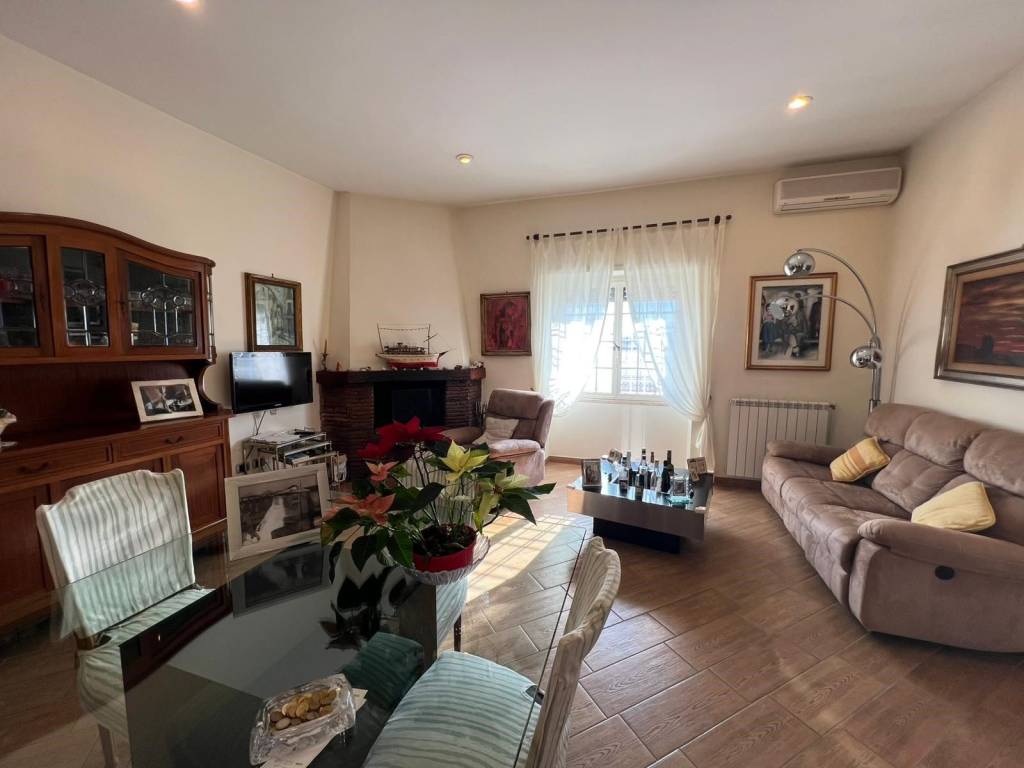 casa indipendente in vendita a Fiumicino in zona Fregene