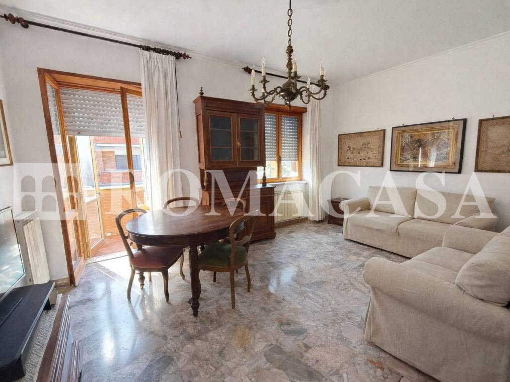 appartamento in vendita a Fiumicino in zona Isola Sacra