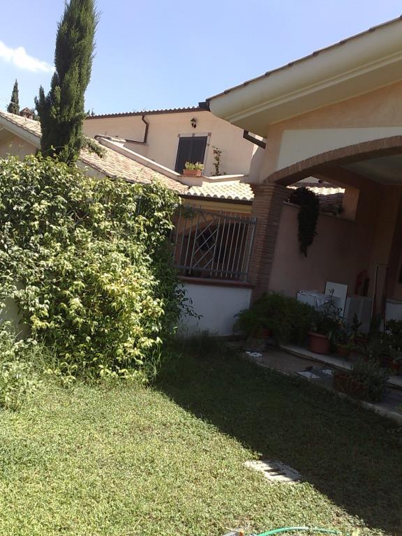 villa in vendita a Fiumicino in zona Aranova