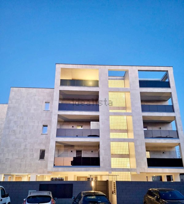 appartamento in vendita a Fiumicino in zona Isola Sacra