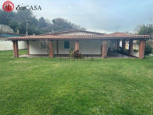 casa indipendente in vendita a Fiumicino in zona Aranova