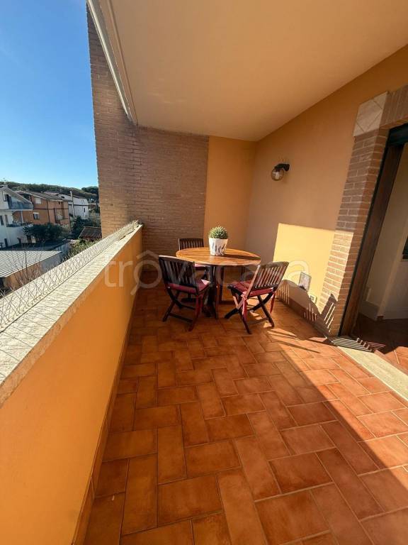 appartamento in vendita a Fiumicino in zona Fregene