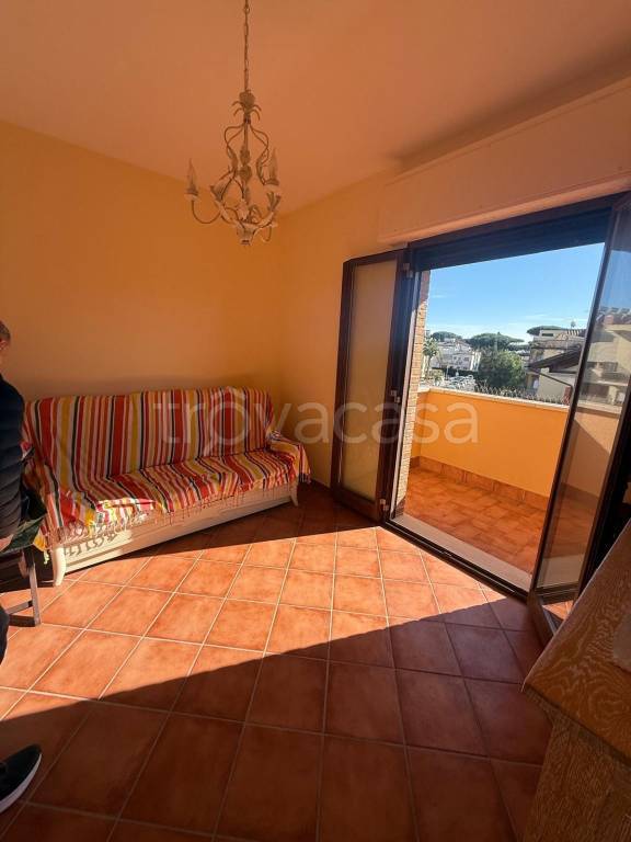 appartamento in vendita a Fiumicino in zona Fregene