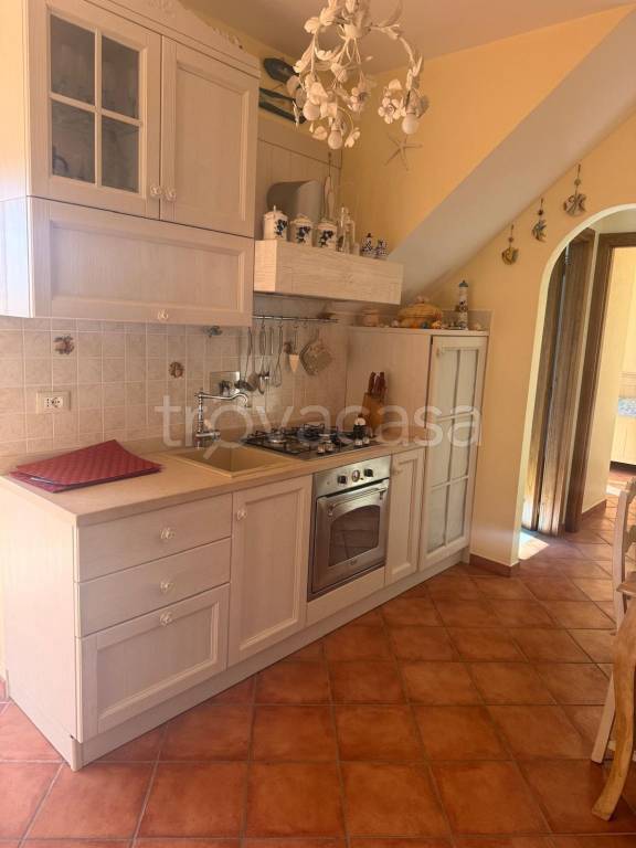 appartamento in vendita a Fiumicino in zona Fregene