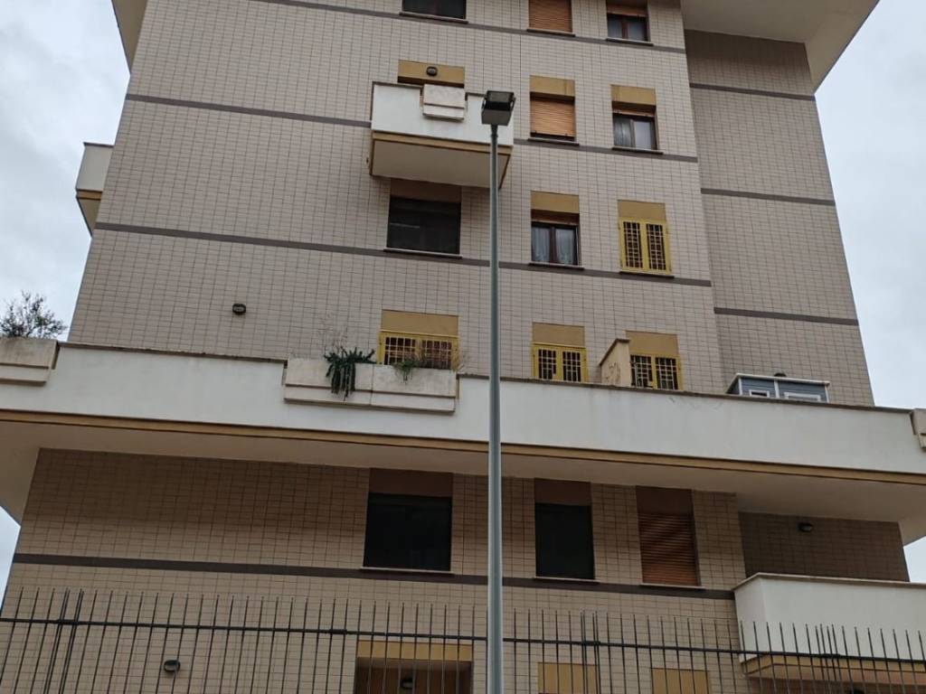 appartamento in vendita a Fiumicino in zona Isola Sacra