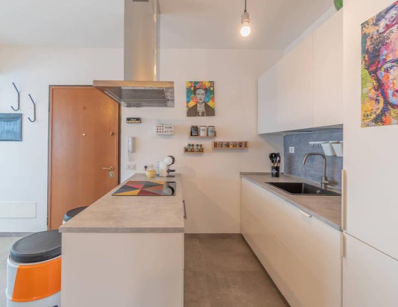 appartamento in vendita a Fiumicino in zona Isola Sacra