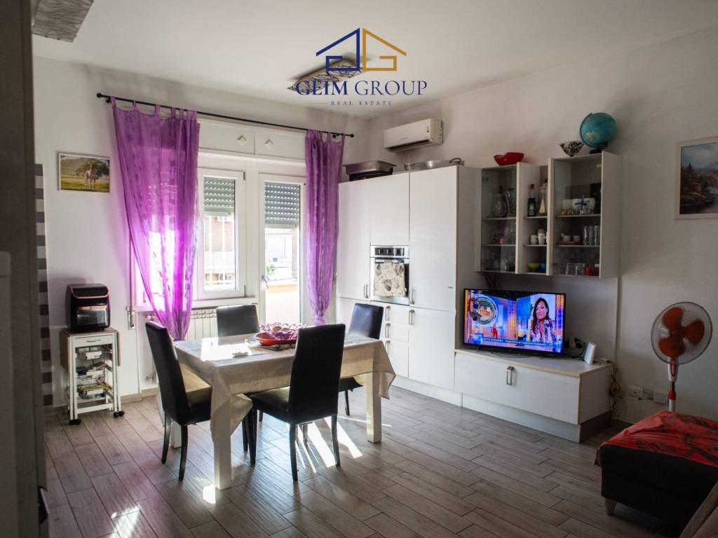 appartamento in vendita a Fiumicino in zona Isola Sacra