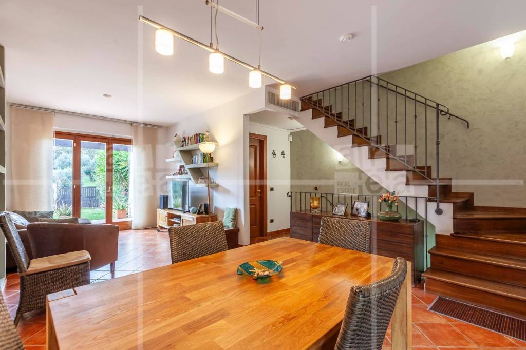 casa indipendente in vendita a Fiumicino in zona Aranova