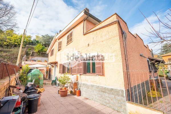 appartamento in vendita a Fiumicino in zona Aranova