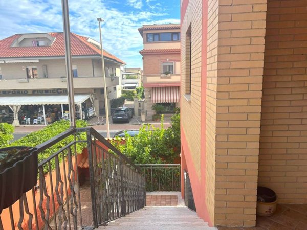 appartamento in vendita a Fiumicino in zona Isola Sacra