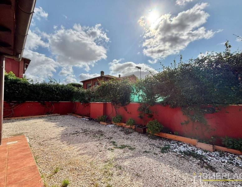 casa indipendente in vendita a Fiumicino in zona Fregene