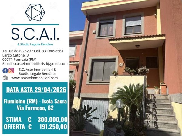 casa indipendente in vendita a Fiumicino in zona Isola Sacra