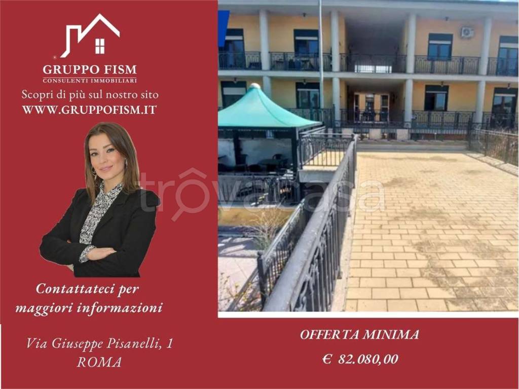 negozio in vendita a Fiumicino in zona Aranova