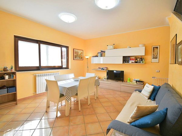 casa indipendente in vendita a Fiumicino in zona Fregene