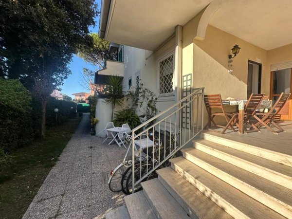 casa indipendente in vendita a Fiumicino in zona Maccarese