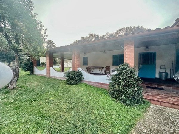 casa indipendente in vendita a Fiumicino in zona Aranova