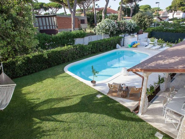 casa indipendente in vendita a Fiumicino in zona Maccarese