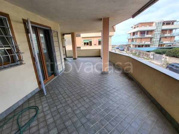 appartamento in vendita a Fiumicino in zona Isola Sacra
