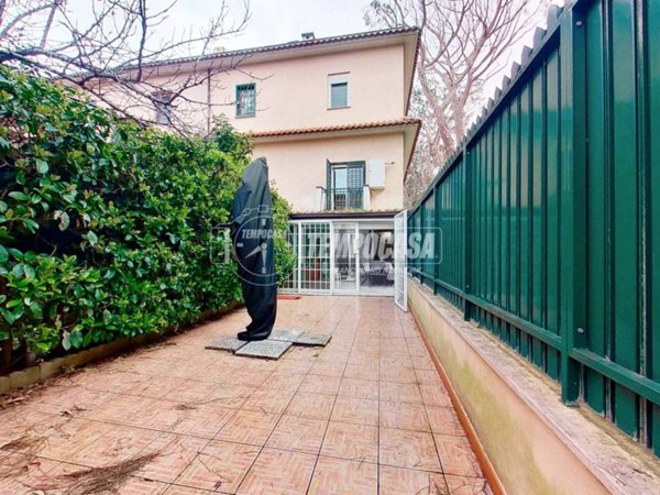 casa indipendente in vendita a Fiumicino in zona Fregene